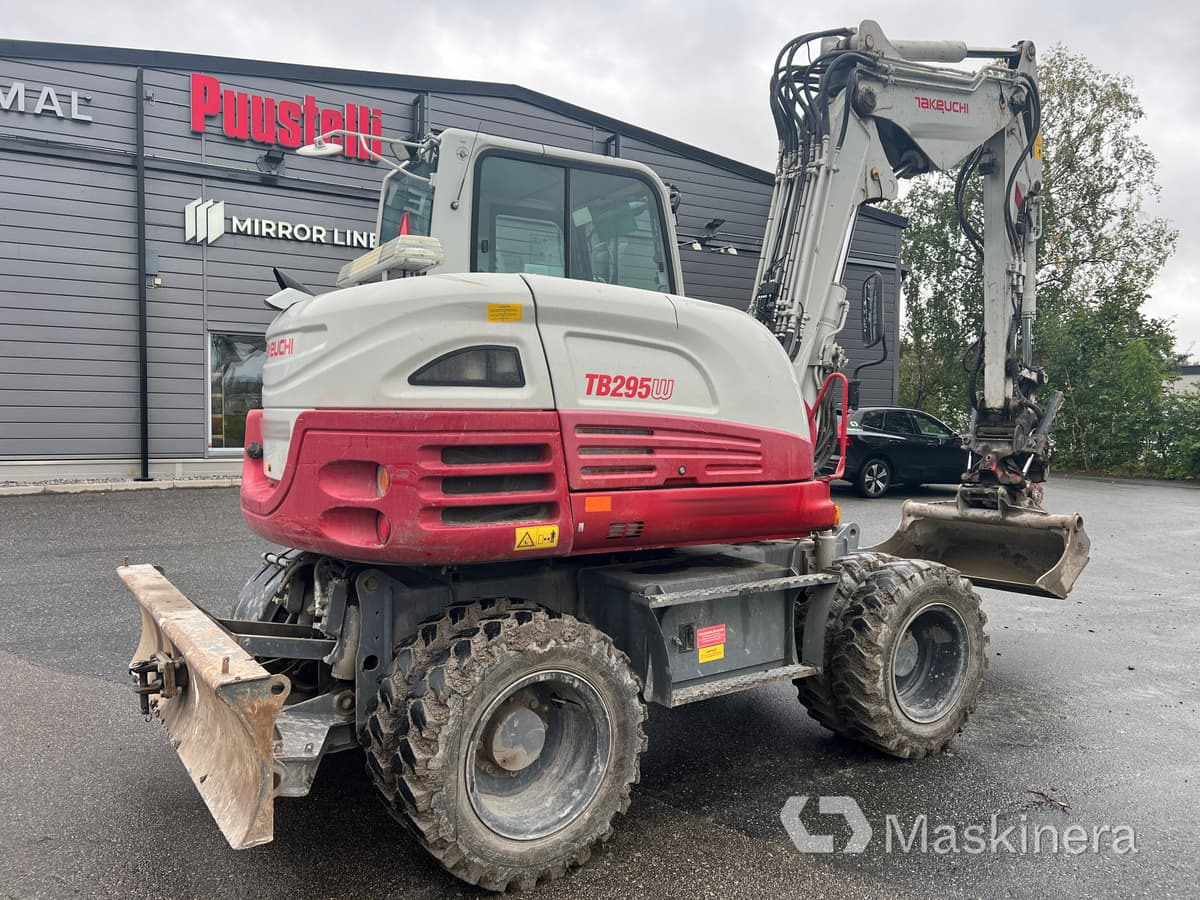 Hjulgrävare Takeuchi TB295W - Верижен багер: снимка 5 Hjulgrävare Takeuchi TB295W - Верижен багер: снимка 5