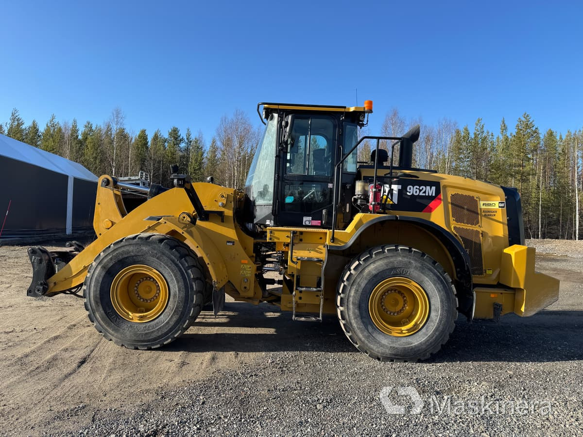 Hjullastare Cat 962M med skopa - Колесен товарач: снимка 2 Hjullastare Cat 962M med skopa - Колесен товарач: снимка 2