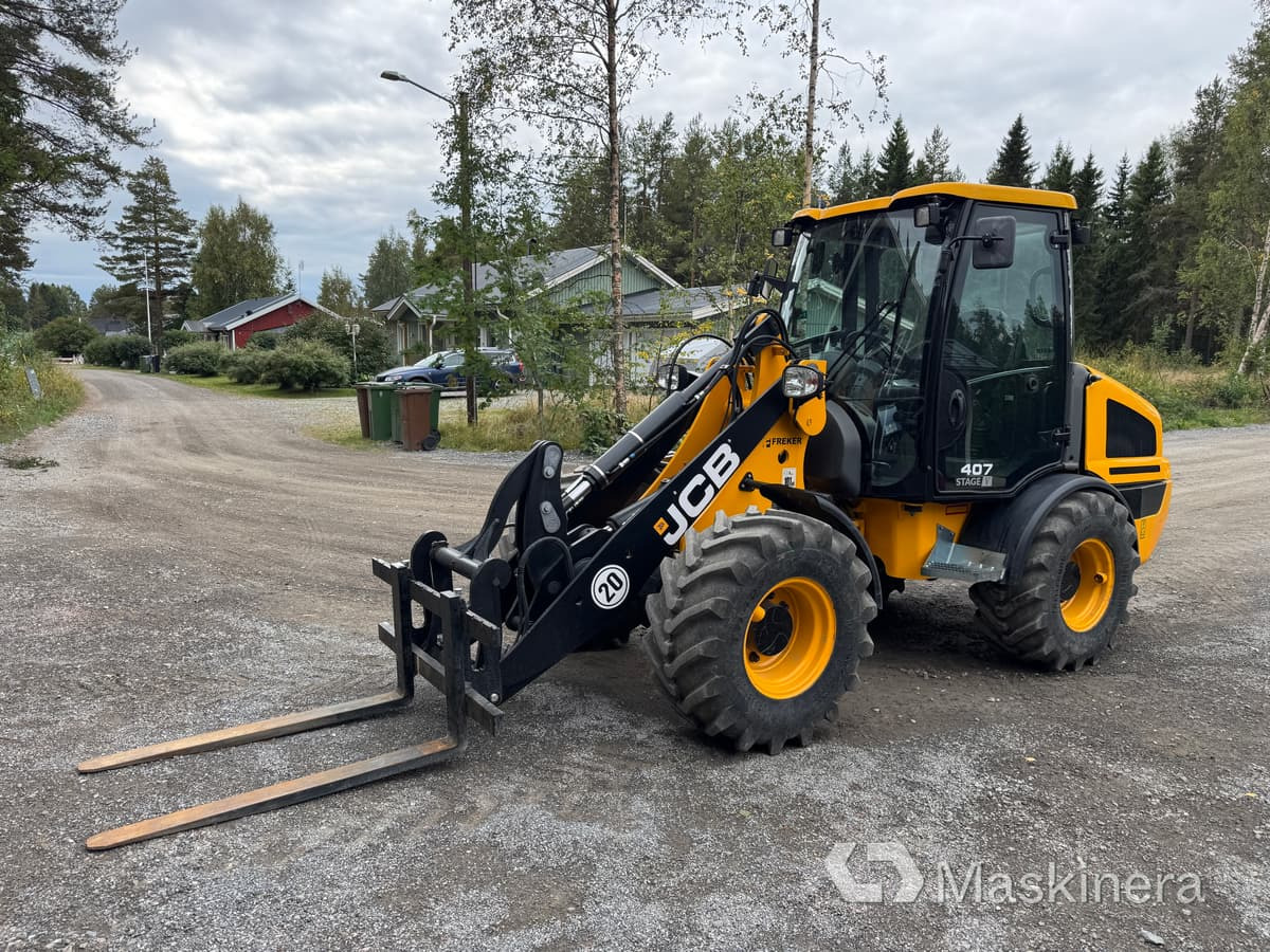 Колесен товарач Hjullastare JCB 407 SV: снимка 1