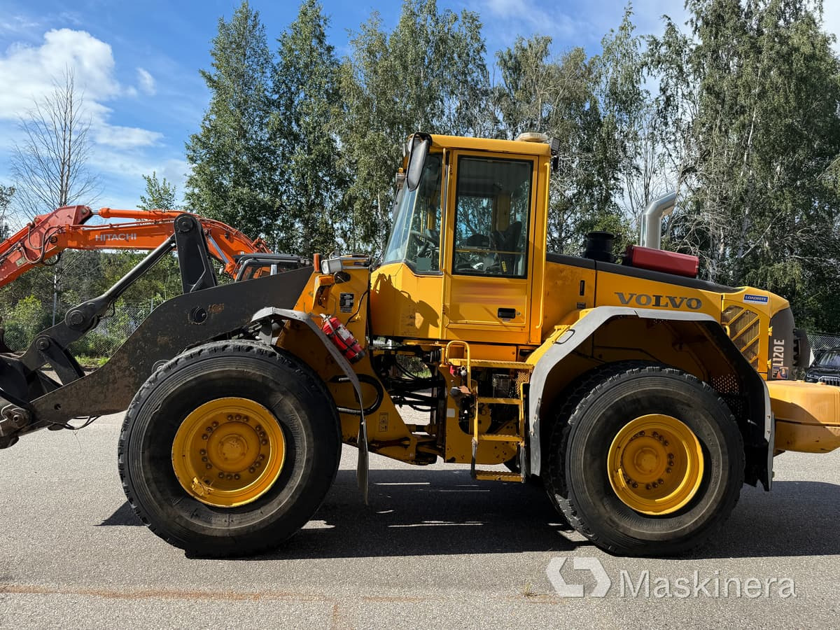 Hjullastare Volvo L120E - Колесен товарач: снимка 2 Hjullastare Volvo L120E - Колесен товарач: снимка 2