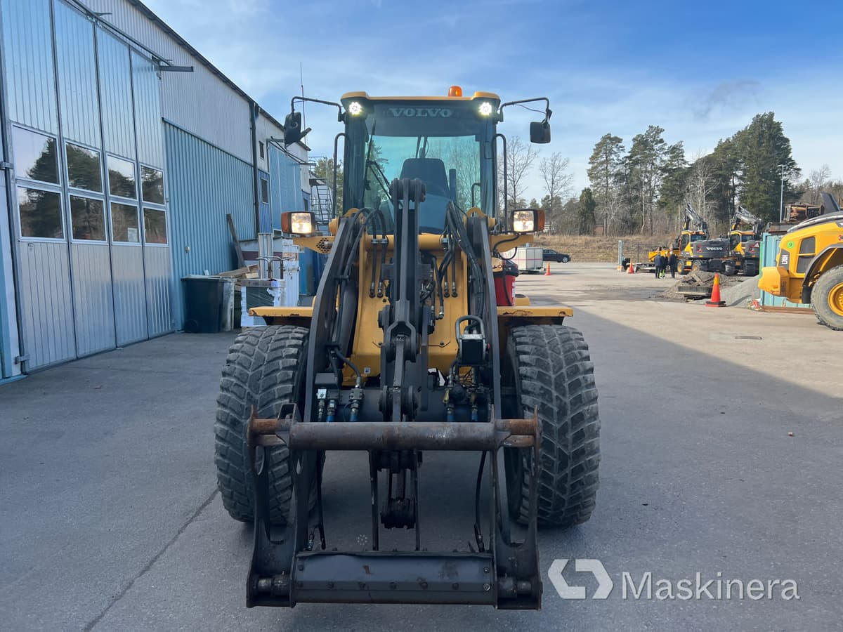 Hjullastare Volvo L35B - Колесен товарач: снимка 2 Hjullastare Volvo L35B - Колесен товарач: снимка 2