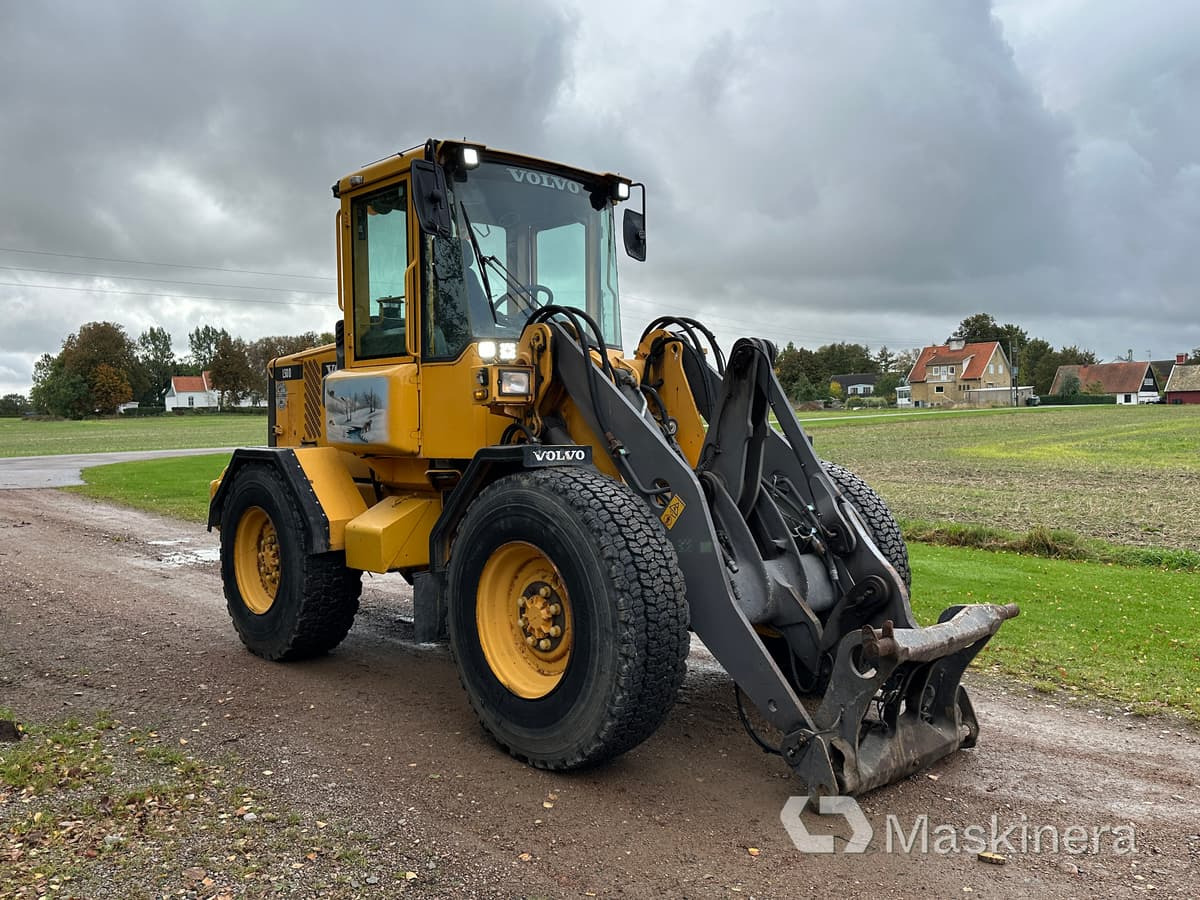 Hjullastare Volvo L50D - Колесен товарач: снимка 1 Hjullastare Volvo L50D - Колесен товарач: снимка 1