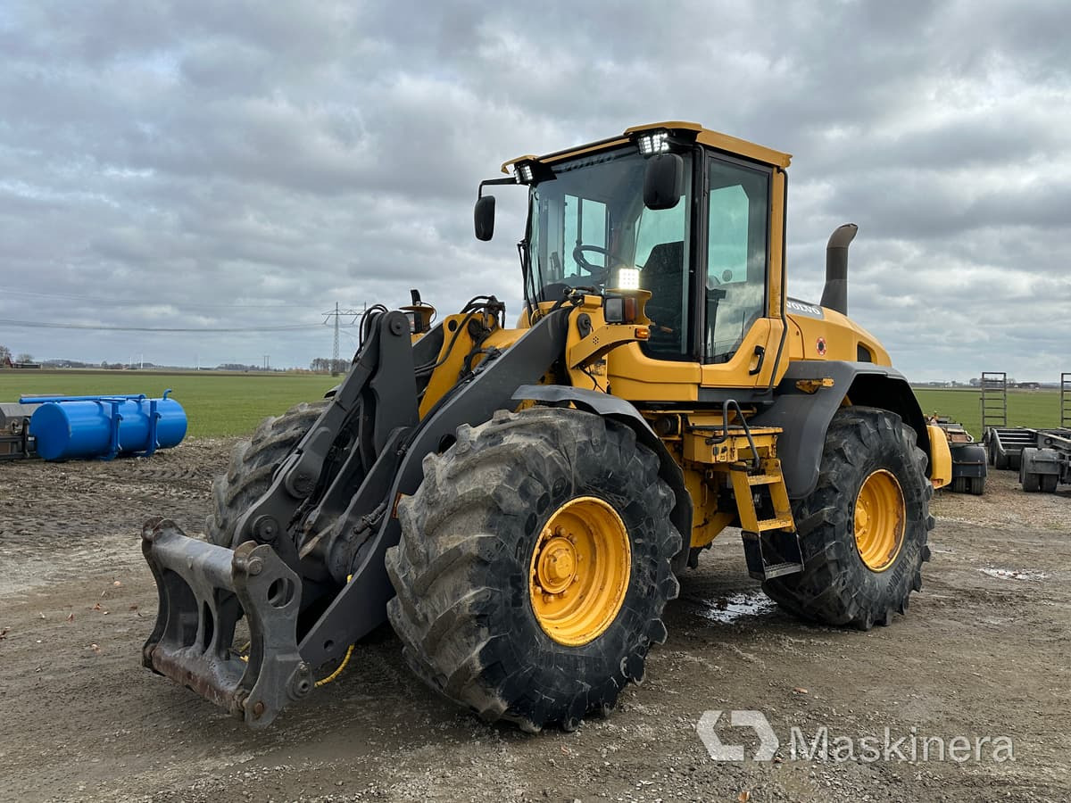 Hjullastare Volvo L60G - Колесен товарач: снимка 1 Hjullastare Volvo L60G - Колесен товарач: снимка 1