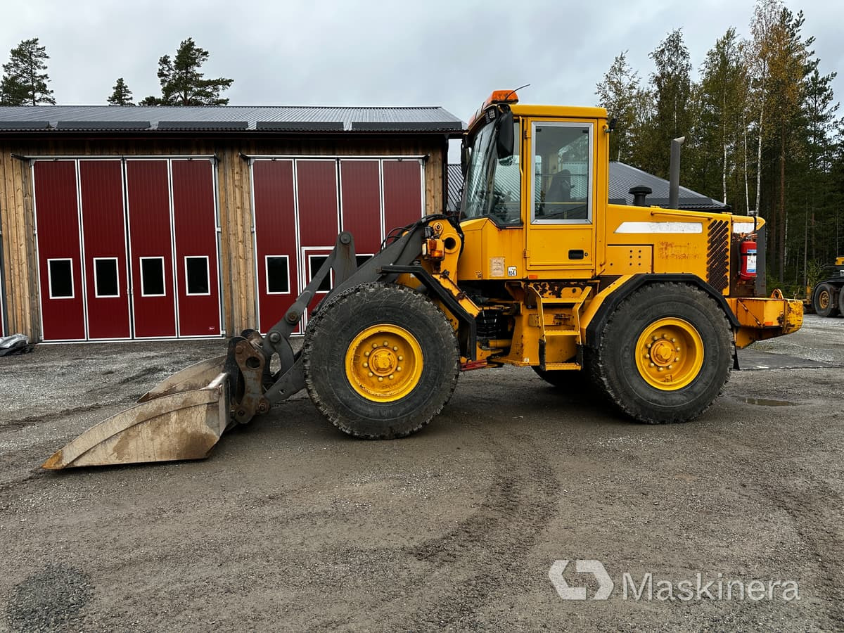 Hjullastare Volvo L70D - Колесен товарач: снимка 2 Hjullastare Volvo L70D - Колесен товарач: снимка 2