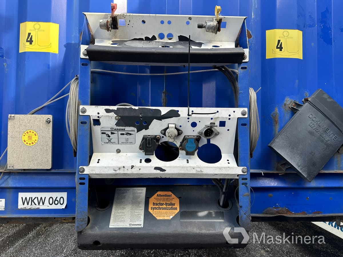 Krone SD Kapelltrailer Krone - Брезентово полуремарке: снимка 5 Krone SD Kapelltrailer Krone - Брезентово полуремарке: снимка 5