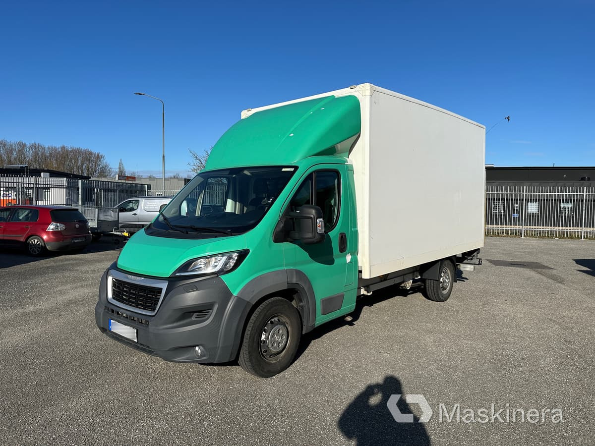 Lastbil Peugeot Boxer 2017 - Лекотоварен автомобил фургон: снимка 1 Lastbil Peugeot Boxer 2017 - Лекотоварен автомобил фургон: снимка 1