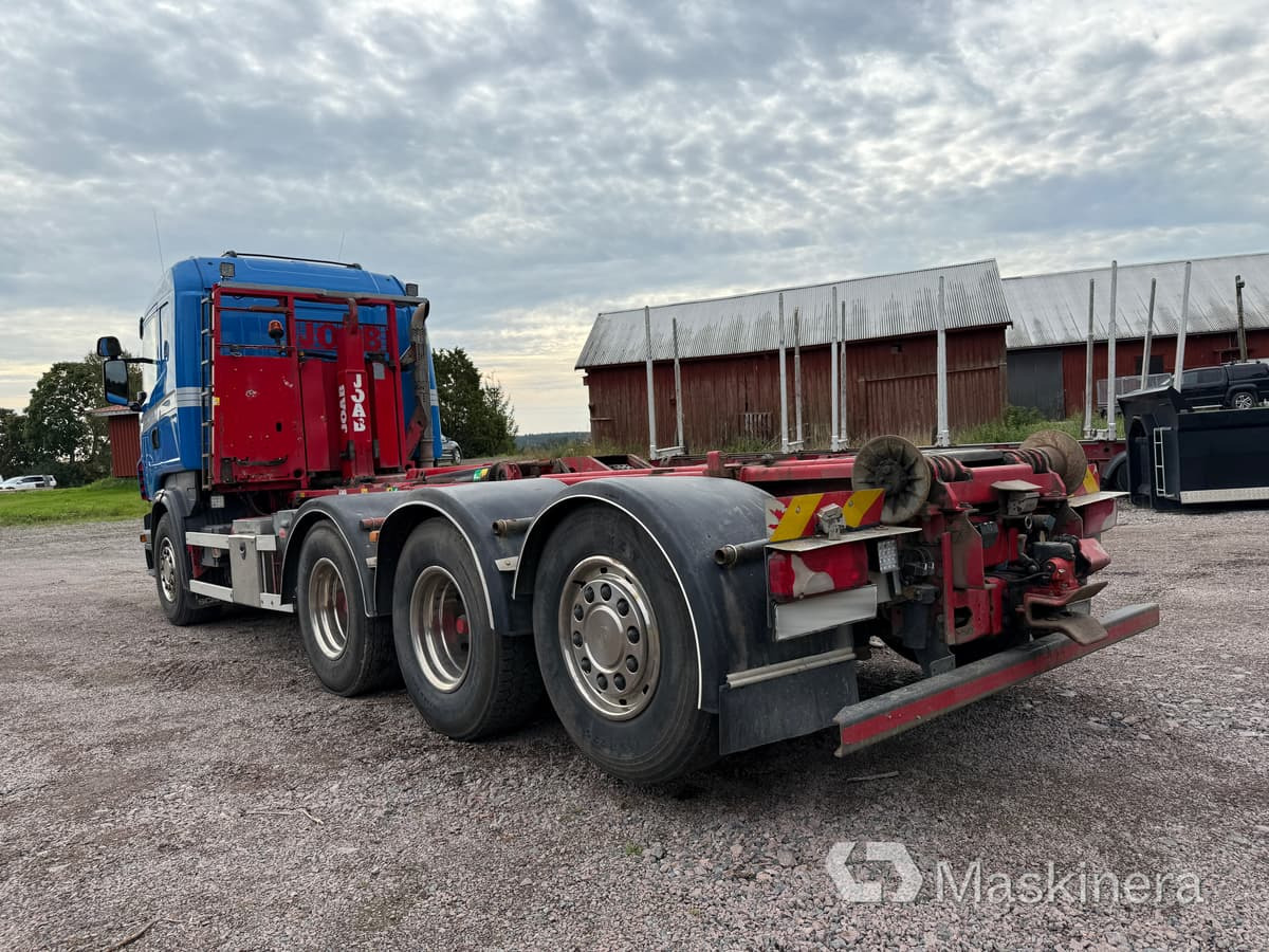 Lastväxlare Scania R560 8x4 Tridem - Мултилифт с кука камион: снимка 5 Lastväxlare Scania R560 8x4 Tridem - Мултилифт с кука камион: снимка 5