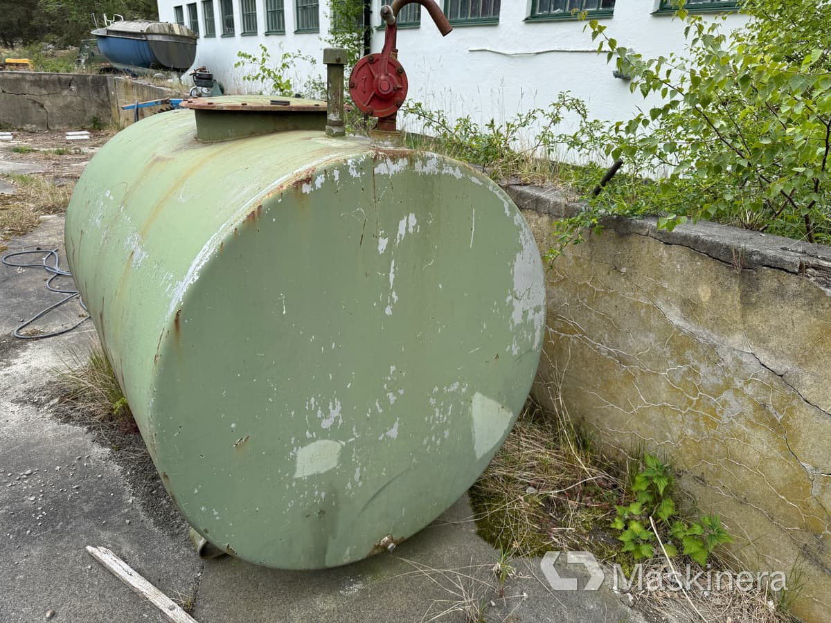 SCF Farmaraggregat Farmartank 1500 Liter - Цистерна: снимка 3 SCF Farmaraggregat Farmartank 1500 Liter - Цистерна: снимка 3