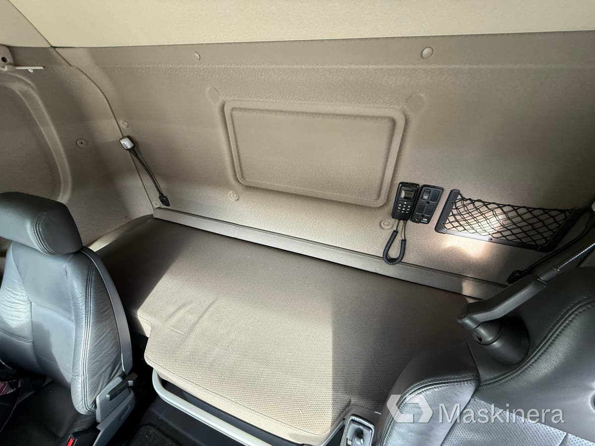 Камион фургон Scania R410LB 6X2*4MNB Skåpbil Scania R410LB: снимка 35 Камион фургон Scania R410LB 6X2*4MNB Skåpbil Scania R410LB: снимка 35