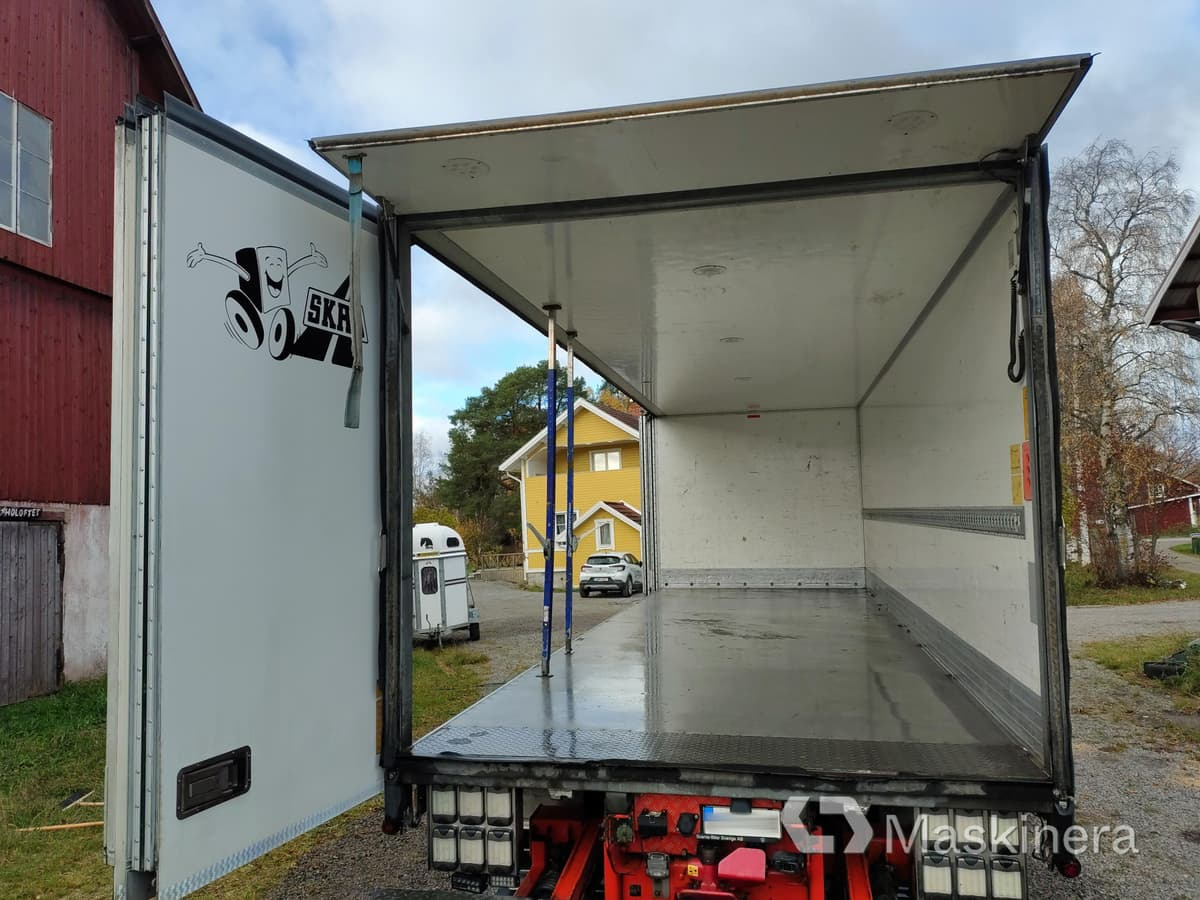 Камион фургон Scania R410LB 6X2*4MNB Skåpbil Scania R410LB: снимка 47 Камион фургон Scania R410LB 6X2*4MNB Skåpbil Scania R410LB: снимка 47