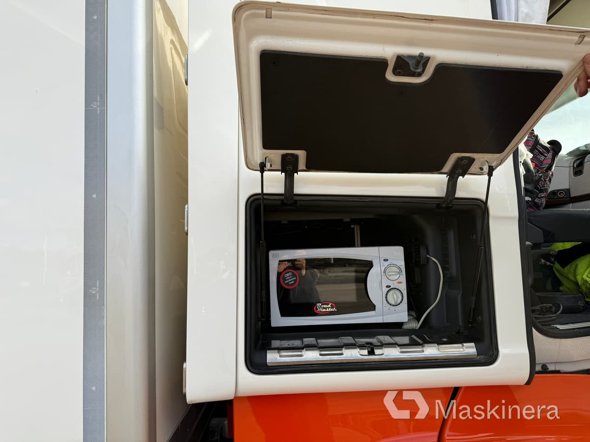 Камион фургон Scania R410LB 6X2*4MNB Skåpbil Scania R410LB: снимка 44 Камион фургон Scania R410LB 6X2*4MNB Skåpbil Scania R410LB: снимка 44