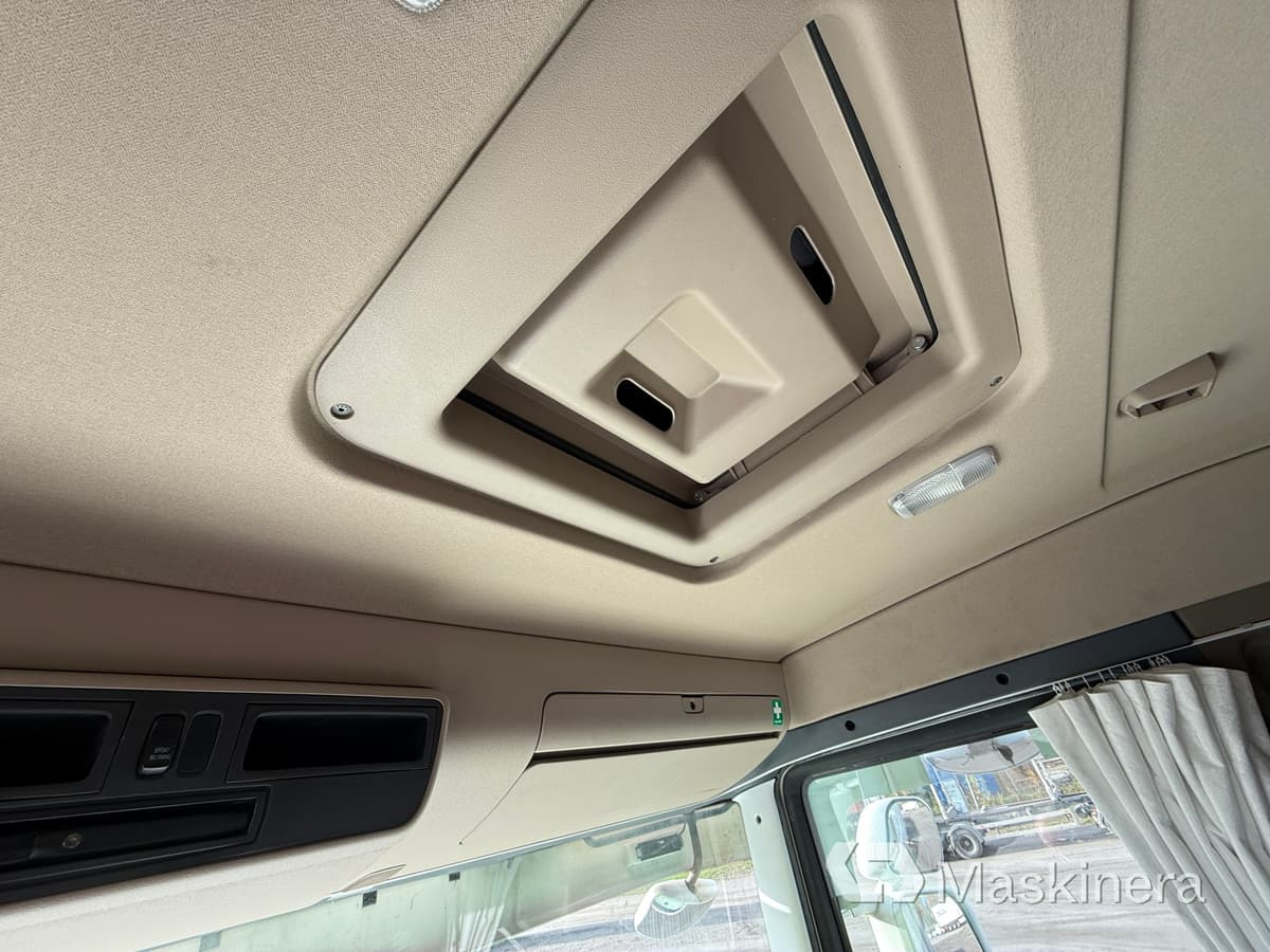 Камион фургон Scania R410LB 6X2*4MNB Skåpbil Scania R410LB: снимка 39 Камион фургон Scania R410LB 6X2*4MNB Skåpbil Scania R410LB: снимка 39