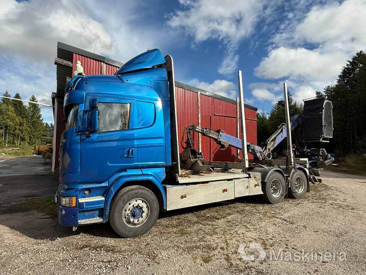 Scania R580LB6X4HNB Timmerbil Scania R580 6X4 med lastväxlare och vagn - Камион за дърва: снимка 4 Scania R580LB6X4HNB Timmerbil Scania R580 6X4 med lastväxlare och vagn - Камион за дърва: снимка 4
