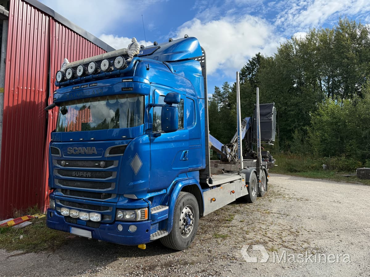 Scania R580LB6X4HNB Timmerbil Scania R580 6X4 med lastväxlare och vagn - Камион за дърва: снимка 1 Scania R580LB6X4HNB Timmerbil Scania R580 6X4 med lastväxlare och vagn - Камион за дърва: снимка 1