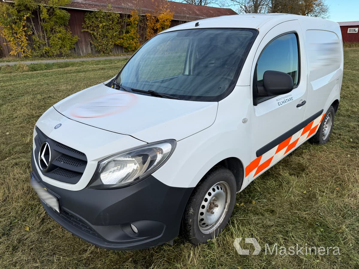 Skåpbil Mercedes Benz Citan - Товарен бус: снимка 1 Skåpbil Mercedes Benz Citan - Товарен бус: снимка 1