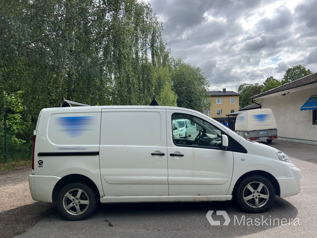 Skåpbil Peugeot Expert - Товарен бус: снимка 4 Skåpbil Peugeot Expert - Товарен бус: снимка 4