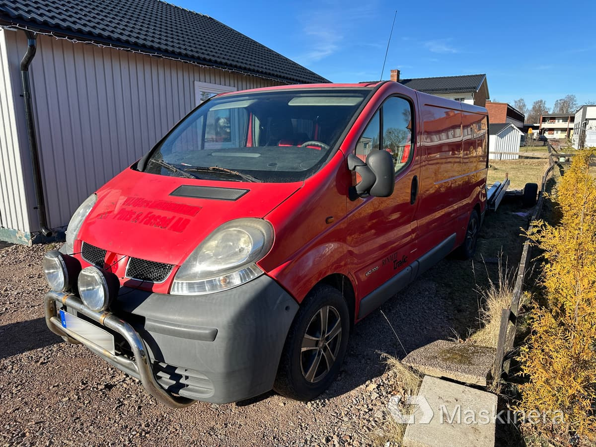 Skåpbil Renault Trafic 1.9 dCi - Товарен бус: снимка 3 Skåpbil Renault Trafic 1.9 dCi - Товарен бус: снимка 3