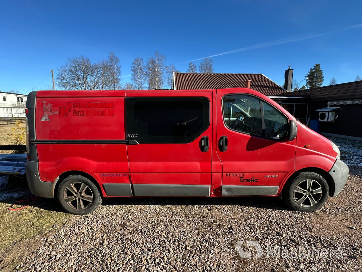 Skåpbil Renault Trafic 1.9 dCi - Товарен бус: снимка 4 Skåpbil Renault Trafic 1.9 dCi - Товарен бус: снимка 4