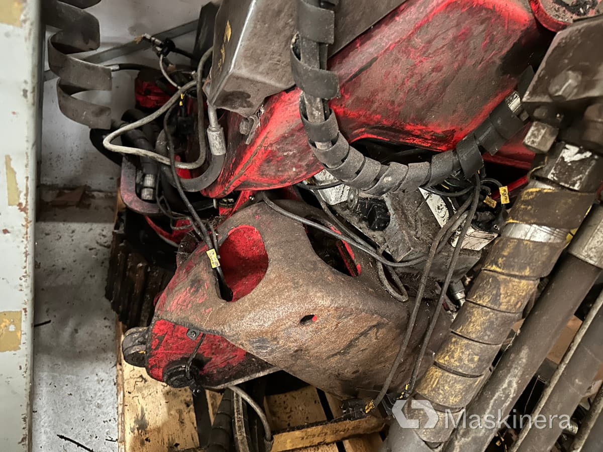 Skördaraggregat SP 451 (reservdelsobjekt) - Поваляща глава: снимка 2 Skördaraggregat SP 451 (reservdelsobjekt) - Поваляща глава: снимка 2