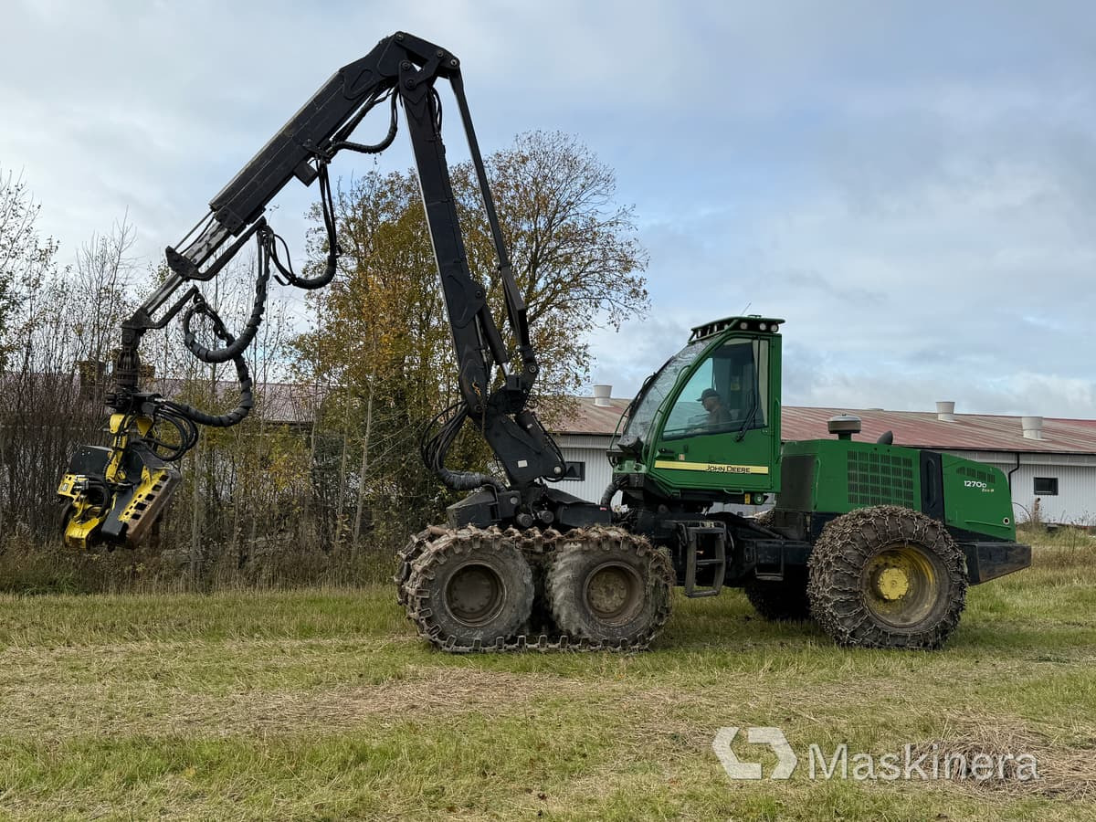 Skördare John Deere 1270D ECO III - Харвестер: снимка 2 Skördare John Deere 1270D ECO III - Харвестер: снимка 2