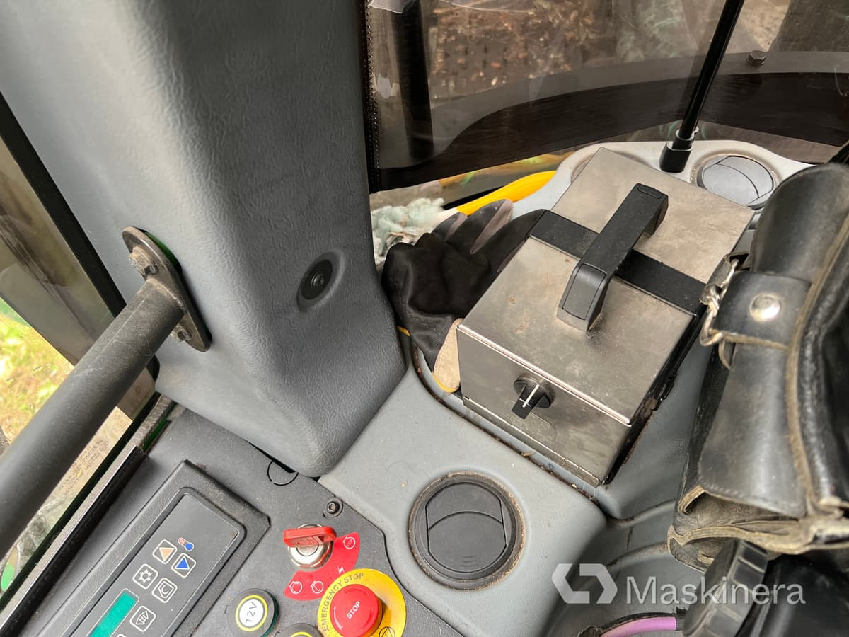 Форвардер Skotare John Deere 1910G: снимка 26 Форвардер Skotare John Deere 1910G: снимка 26