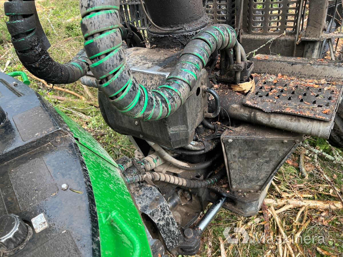 Форвардер Skotare John Deere 1910G: снимка 37 Форвардер Skotare John Deere 1910G: снимка 37