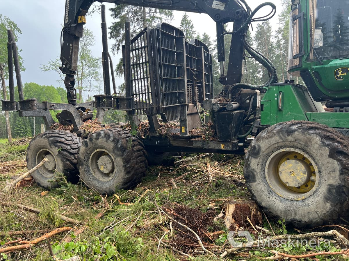 Форвардер Skotare John Deere 1910G: снимка 7 Форвардер Skotare John Deere 1910G: снимка 7