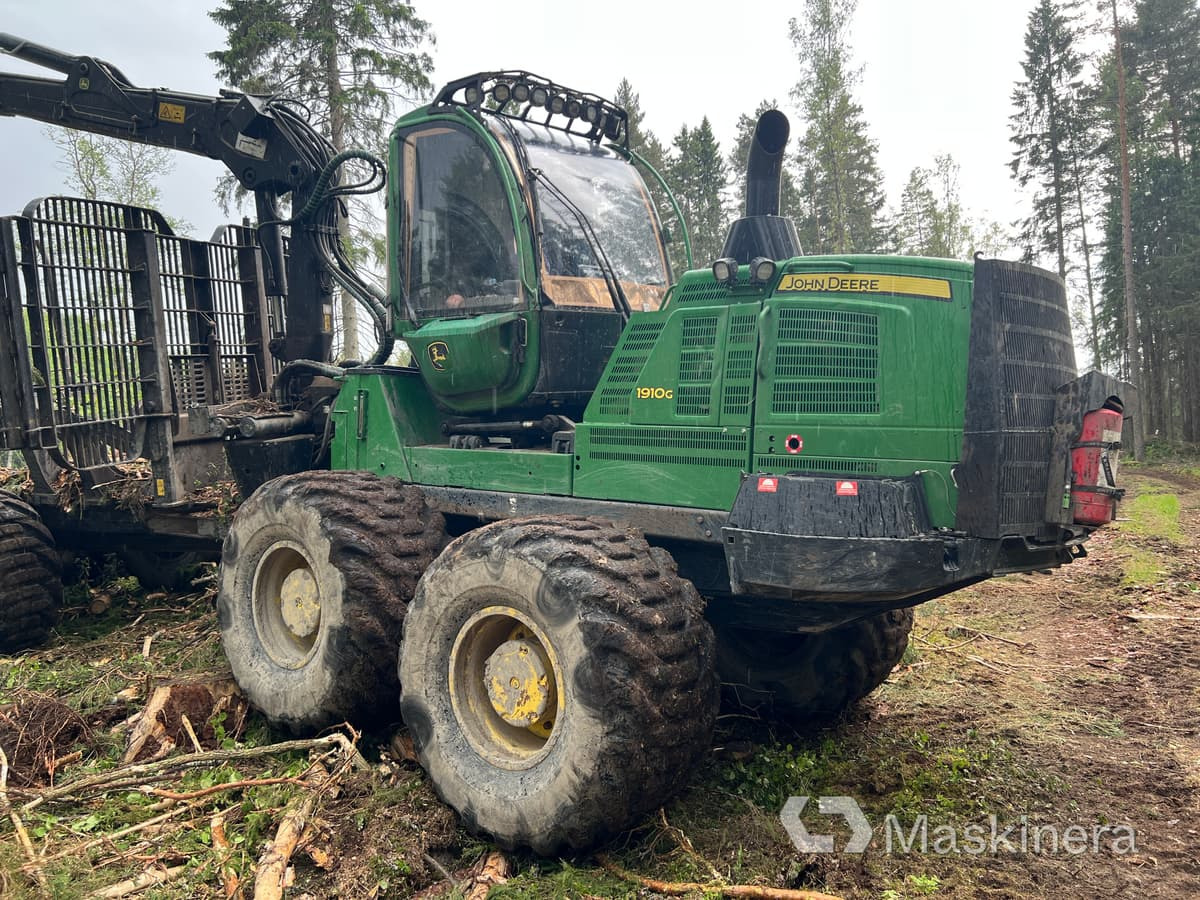 Форвардер Skotare John Deere 1910G: снимка 6 Форвардер Skotare John Deere 1910G: снимка 6