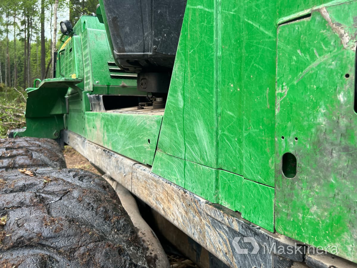 Форвардер Skotare John Deere 1910G: снимка 46 Форвардер Skotare John Deere 1910G: снимка 46