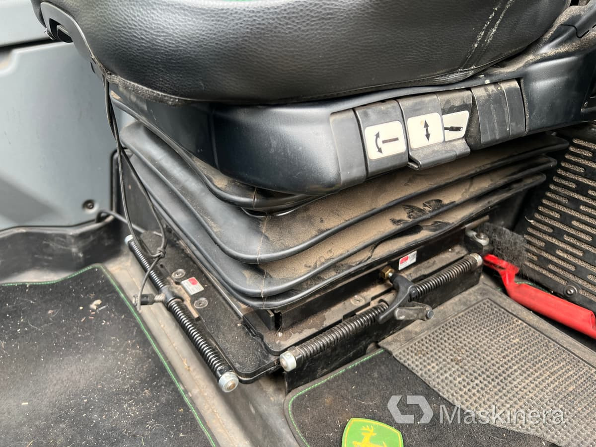 Форвардер Skotare John Deere 1910G: снимка 30 Форвардер Skotare John Deere 1910G: снимка 30