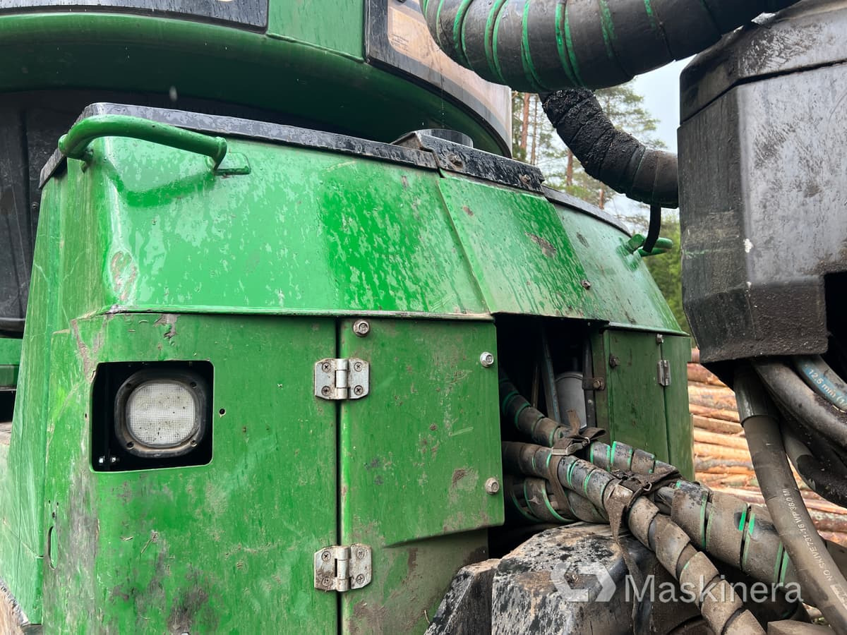 Форвардер Skotare John Deere 1910G: снимка 45 Форвардер Skotare John Deere 1910G: снимка 45