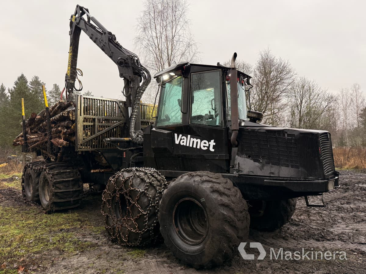 Skotare Valmet 890.1 - Форвардер: снимка 3 Skotare Valmet 890.1 - Форвардер: снимка 3