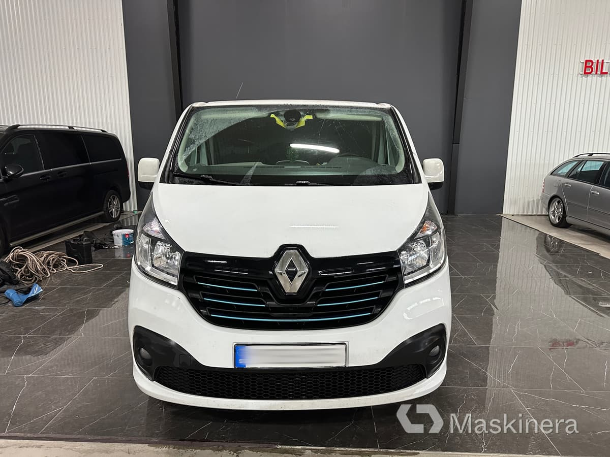 Spolbil Renault Trafic med högtrycksaggregat - Малък ван: снимка 2 Spolbil Renault Trafic med högtrycksaggregat - Малък ван: снимка 2