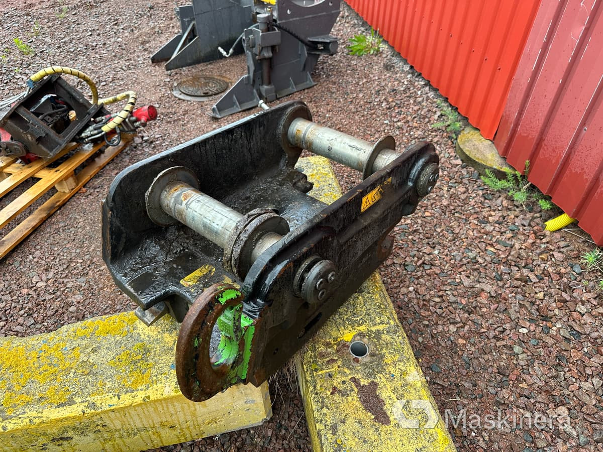 Steelwrist QCS70 FPL Steelwrist Snabbfäste S70 FPL - Бързо сменник за Строителна техника: снимка 1 Steelwrist QCS70 FPL Steelwrist Snabbfäste S70 FPL - Бързо сменник за Строителна техника: снимка 1