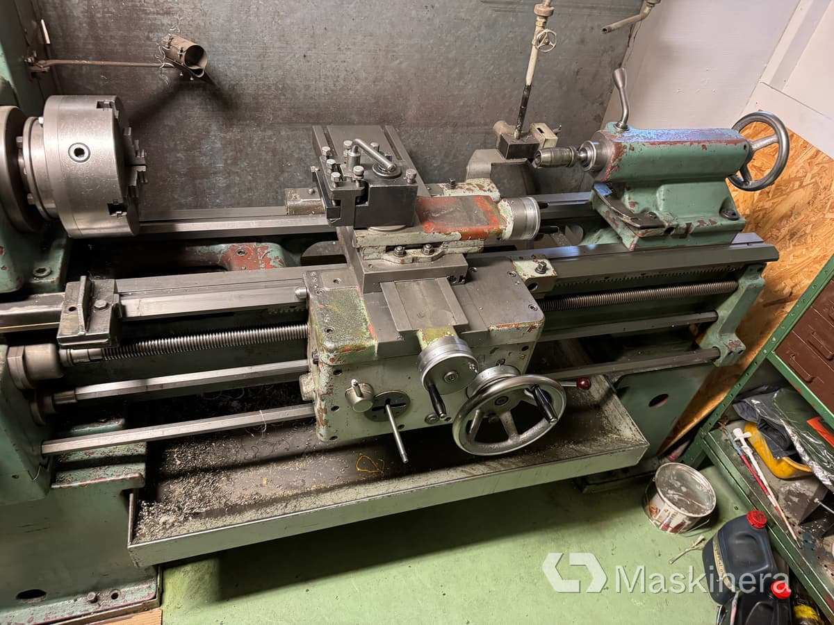 Svarv Tos Trencin SN 40 B med tillbehör - Струг за метал: снимка 3 Svarv Tos Trencin SN 40 B med tillbehör - Струг за метал: снимка 3