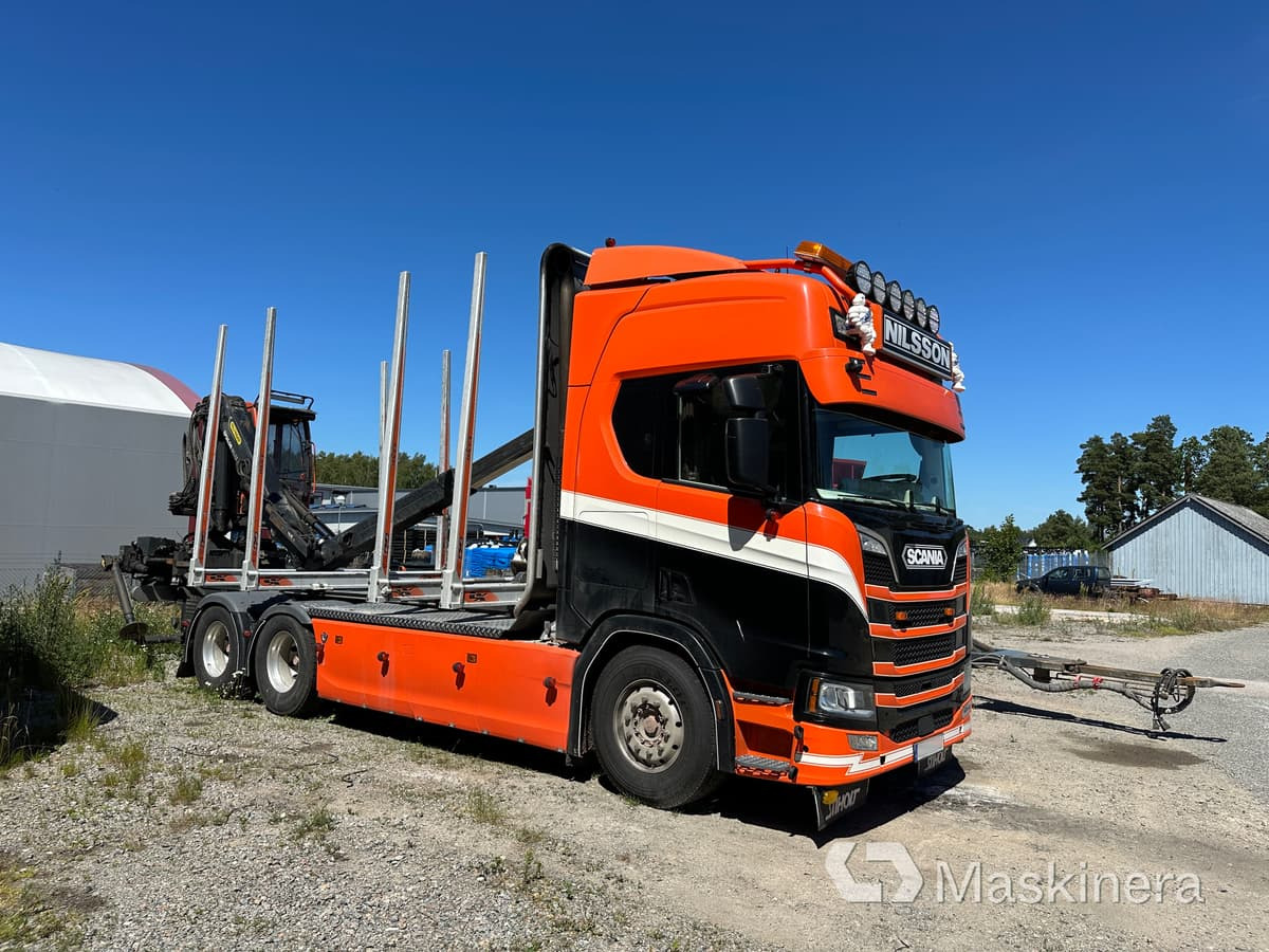 Timmerbil Scania R650B 6X4 NB + Släp - Камион за дърва: снимка 1 Timmerbil Scania R650B 6X4 NB + Släp - Камион за дърва: снимка 1