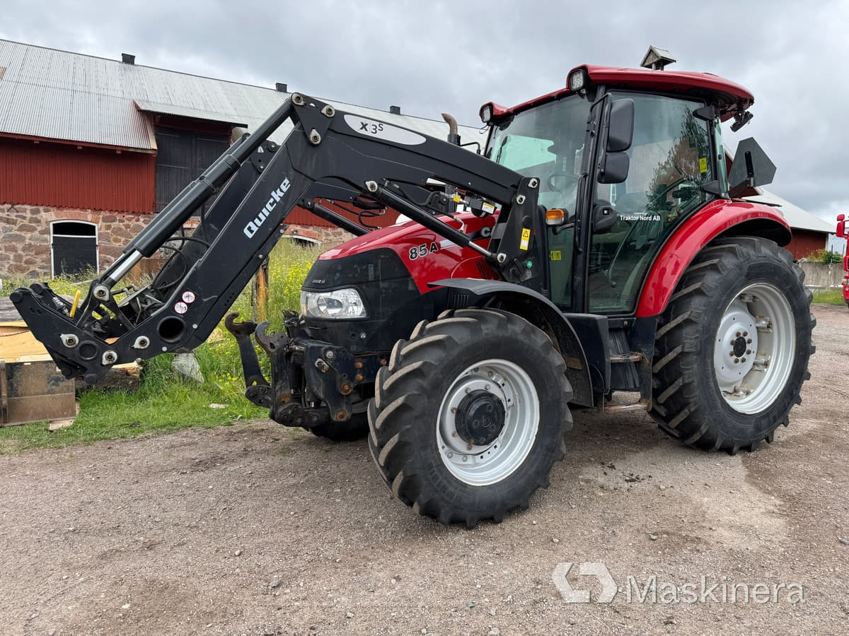 Traktor Case Farmall 85A med lastare - Трактор: снимка 1 Traktor Case Farmall 85A med lastare - Трактор: снимка 1