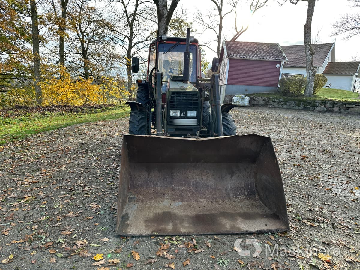 Traktor Valmet 405-4 med frontlastare - Трактор: снимка 2 Traktor Valmet 405-4 med frontlastare - Трактор: снимка 2