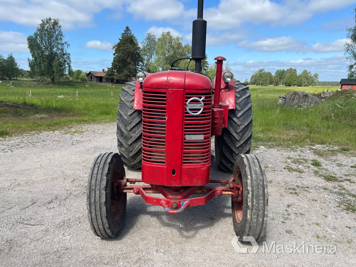 Traktor Volvo BM 55 - Трактор: снимка 2 Traktor Volvo BM 55 - Трактор: снимка 2