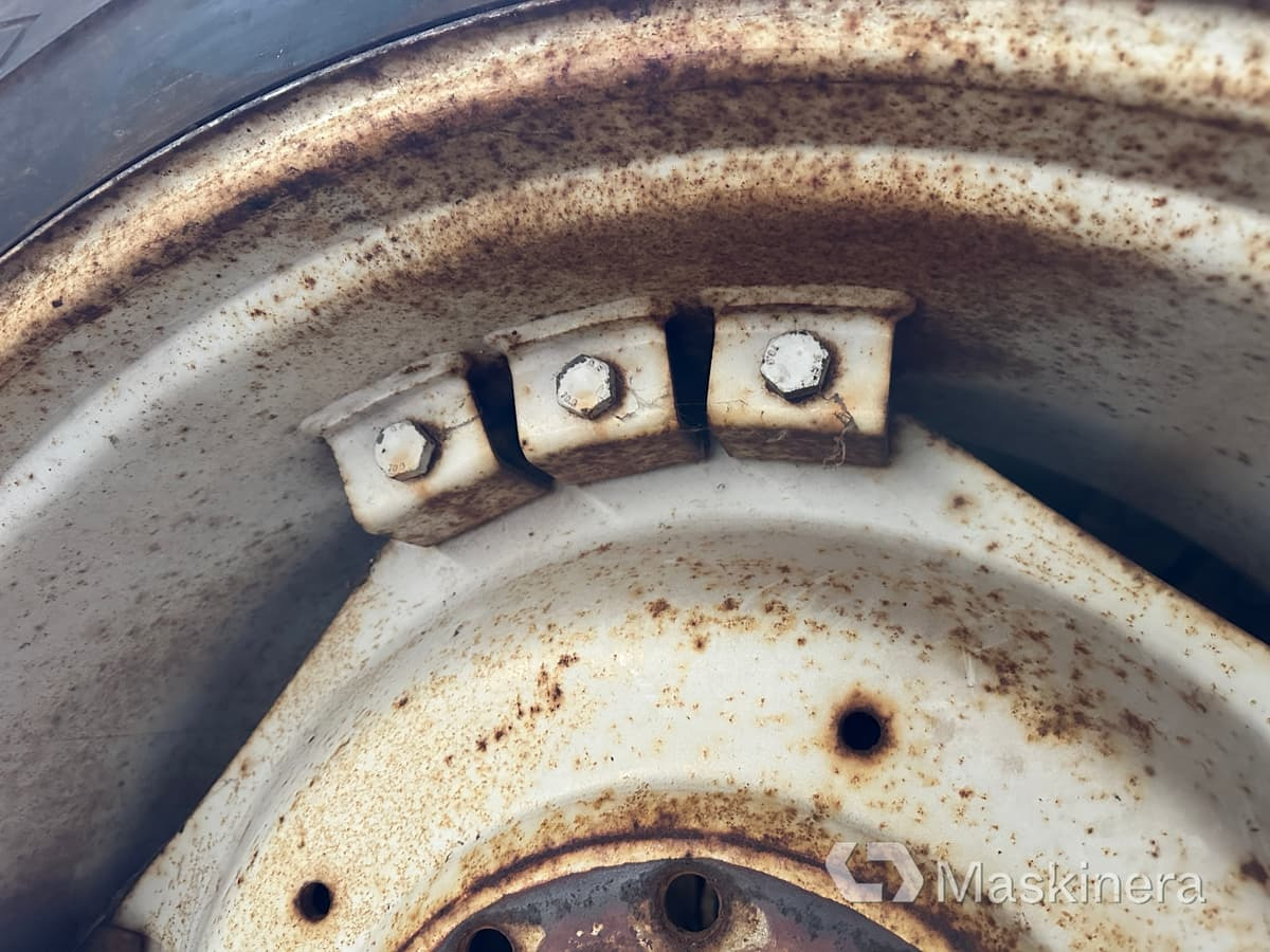 Traktordäck GoodYear 18.4-38 Risdäck - Гума за Селскостопанска техника: снимка 5 Traktordäck GoodYear 18.4-38 Risdäck - Гума за Селскостопанска техника: снимка 5