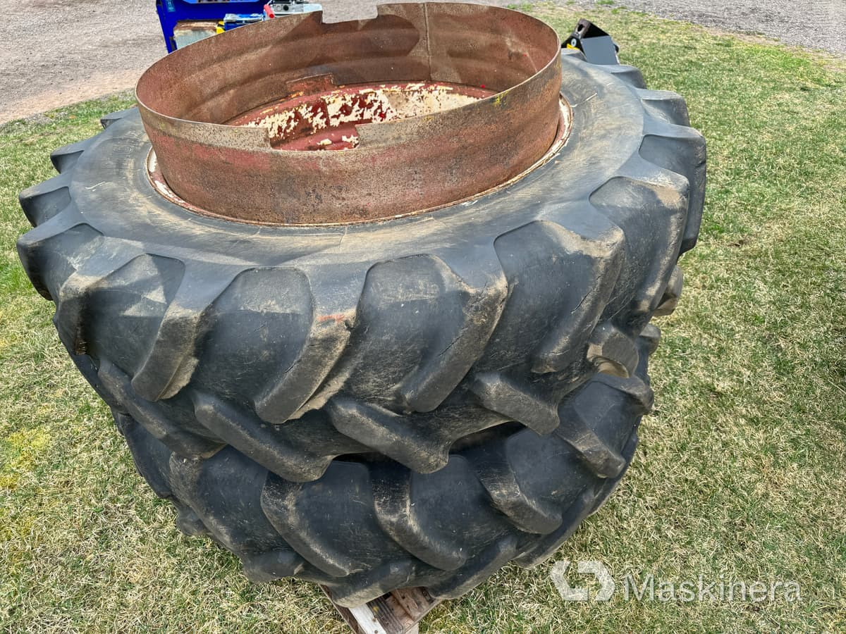 Traktordäck dubbelmontage Michelin 16.9R38 - Гума за Селскостопанска техника: снимка 5 Traktordäck dubbelmontage Michelin 16.9R38 - Гума за Селскостопанска техника: снимка 5