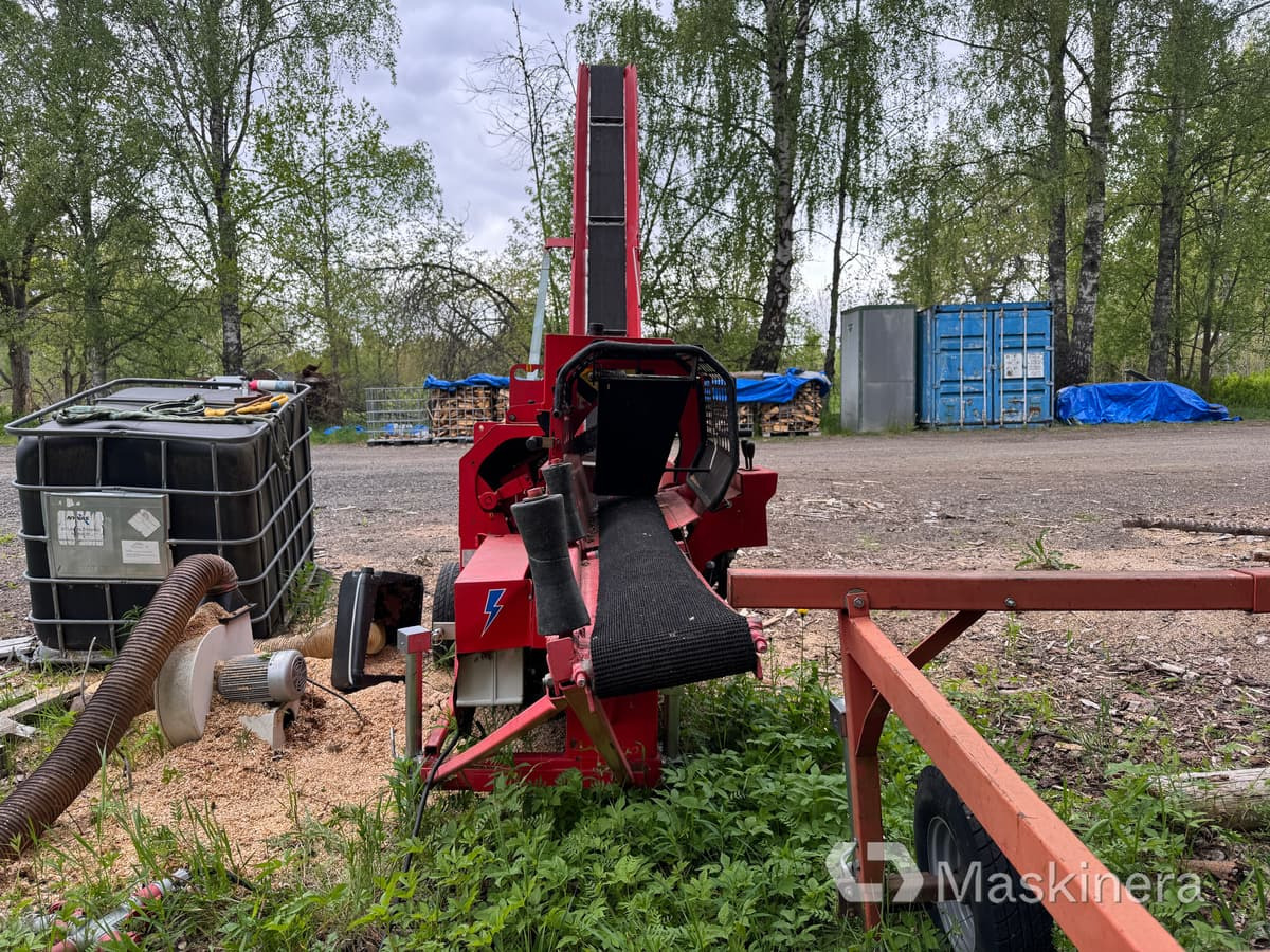 Vedmaskin Hakki Pilke 1X37 med stockbord - Цепачка за дърва: снимка 3 Vedmaskin Hakki Pilke 1X37 med stockbord - Цепачка за дърва: снимка 3