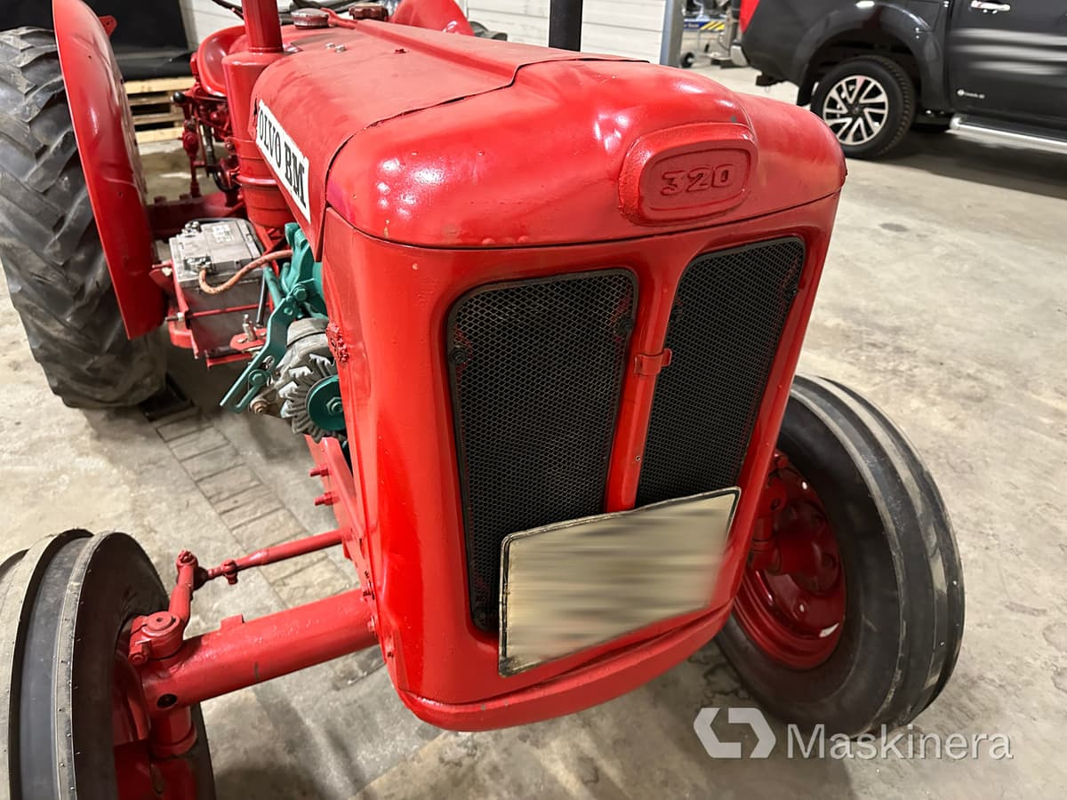 Трактор Veterantraktor Volvo BM 320: снимка 18