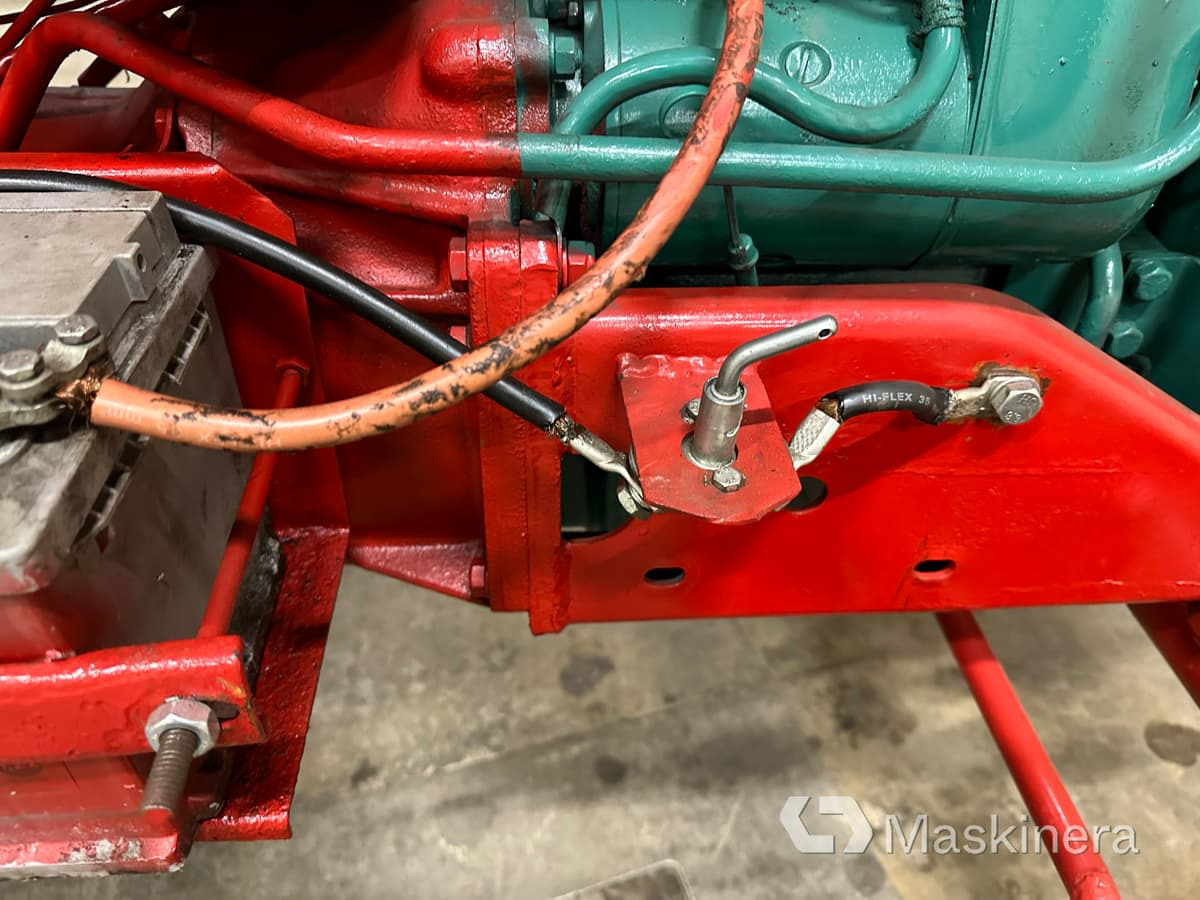 Трактор Veterantraktor Volvo BM 320: снимка 39