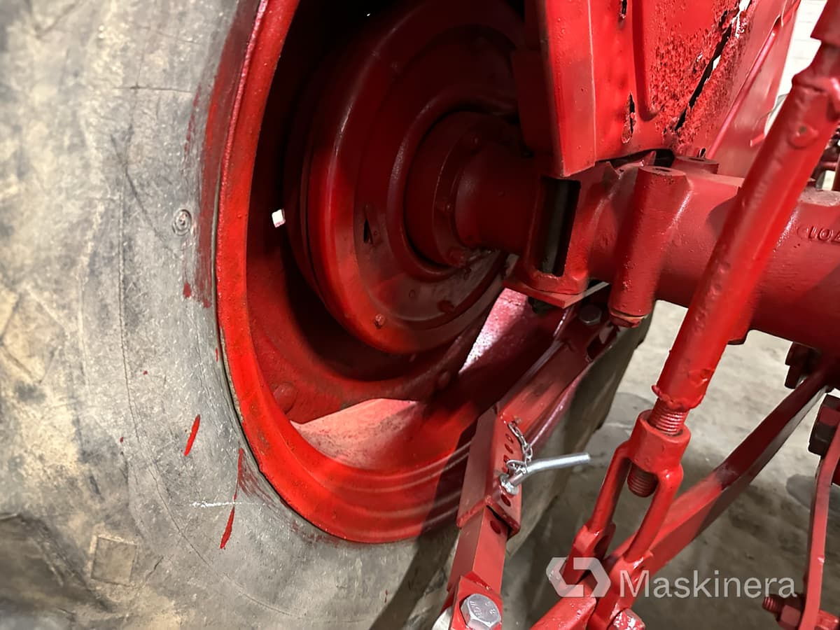 Трактор Veterantraktor Volvo BM 320: снимка 32