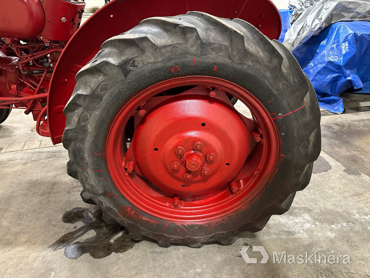 Трактор Veterantraktor Volvo BM 320: снимка 24