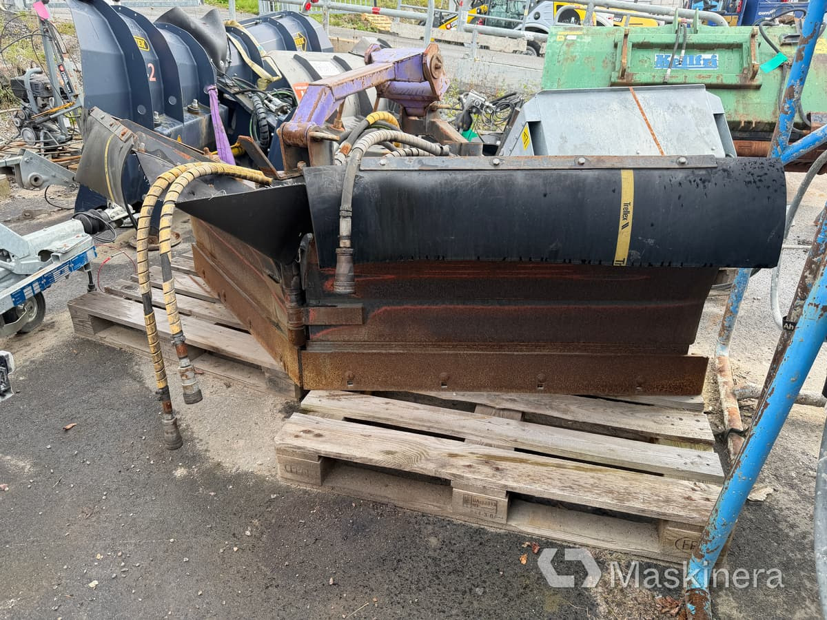 Vikplog Holms KHV-240 Trima fäste - Гребло за сняг: снимка 3 Vikplog Holms KHV-240 Trima fäste - Гребло за сняг: снимка 3