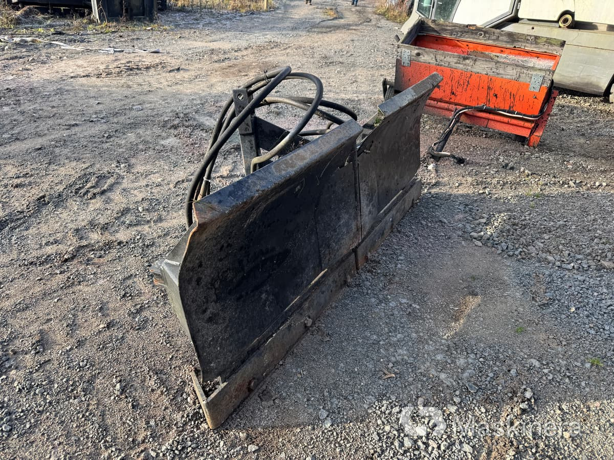 Vikplog / Snöblad 3-punktsfäste - Гребло за сняг: снимка 3 Vikplog / Snöblad 3-punktsfäste - Гребло за сняг: снимка 3