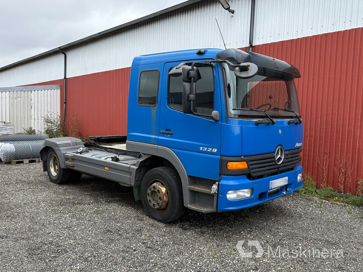 Lastbil Mercedes-Benz Atego 1328 LS 4X - Влекач: снимка 1 Lastbil Mercedes-Benz Atego 1328 LS 4X - Влекач: снимка 1