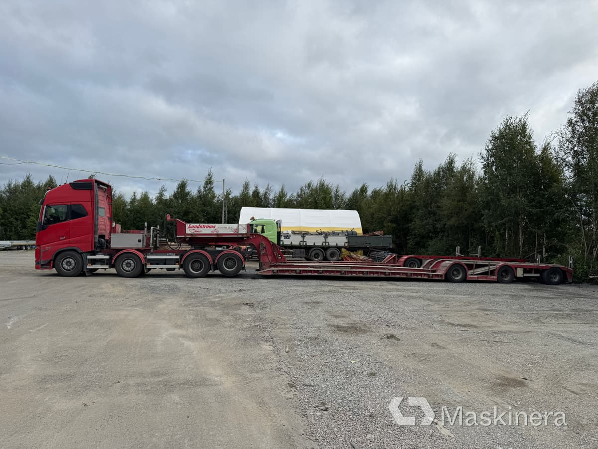 Volvo FH16 750 HP 8*4, Trailerteknik T3-66-KNOUT-S, Vang Athls 11111 Tungdragare Volvo FH16 750 med två maskintrailers - Влекач, Автовоз полуремарке: снимка 2 Volvo FH16 750 HP 8*4, Trailerteknik T3-66-KNOUT-S, Vang Athls 11111 Tungdragare Volvo FH16 750 med två maskintrailers - Влекач, Автовоз полуремарке: снимка 2